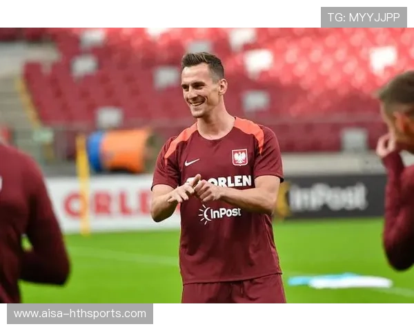 尤文米利克头球抢点训练全面解析：恢复背后的坚持与突破