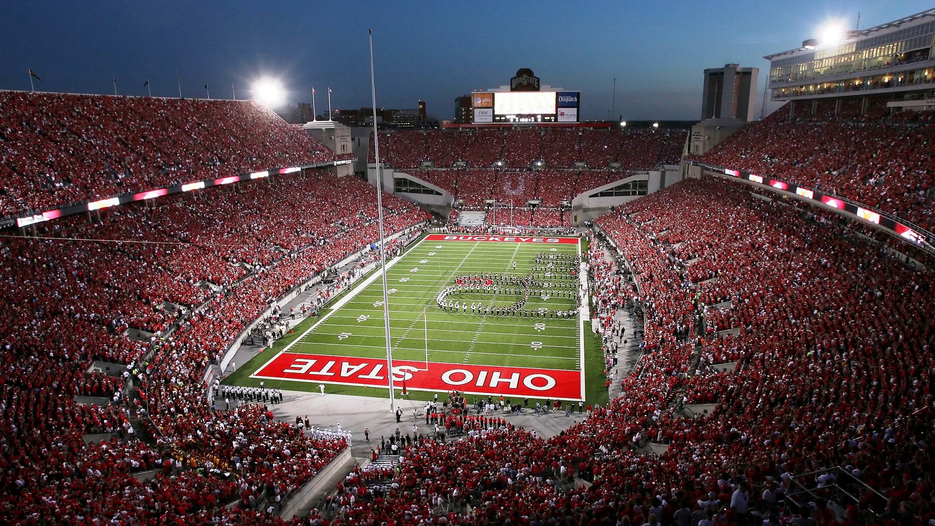 线上“居家燃脂”视频挑战 比拼动作标准与坚持天数